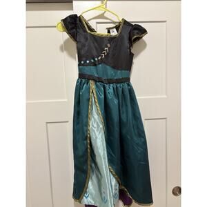 Disney Store Kids 7/8 Anna of Arendelle Nightgown Frozen